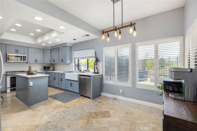 41762 Humber Drive, Temecula, CA 92591