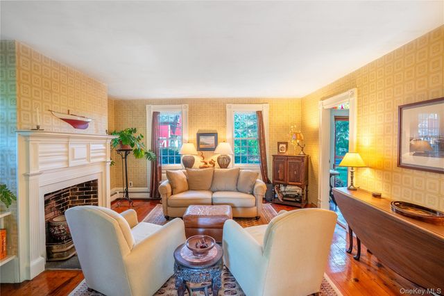 750 Reeve Avenue, Mattituck, NY 11952
