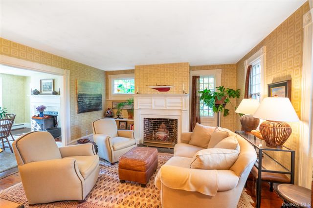 750 Reeve Avenue, Mattituck, NY 11952