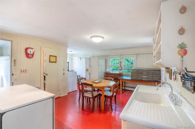 750 Reeve Avenue, Mattituck, NY 11952