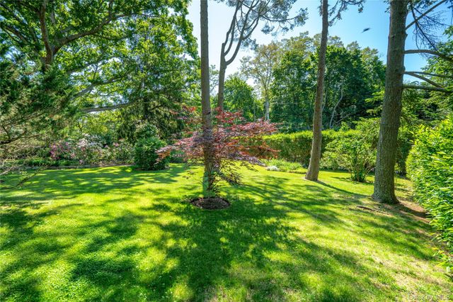 750 Reeve Avenue, Mattituck, NY 11952