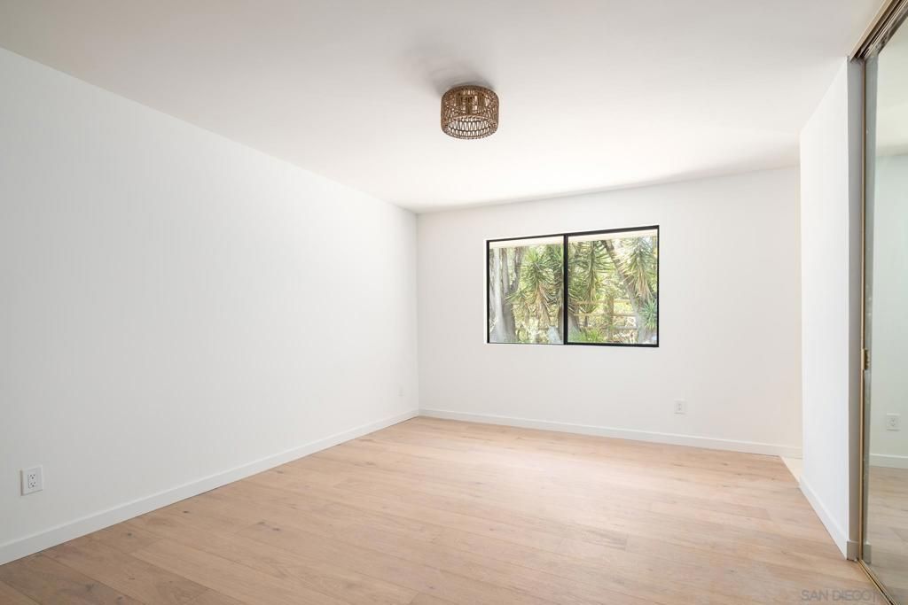 Image 14 of property listing at 16902 Via De Santa Fe Unit 7, Rancho Santa Fe, CA 92067