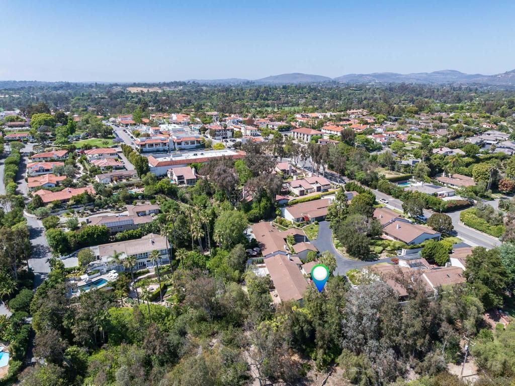 Image 37 of property listing at 16902 Via De Santa Fe Unit 7, Rancho Santa Fe, CA 92067