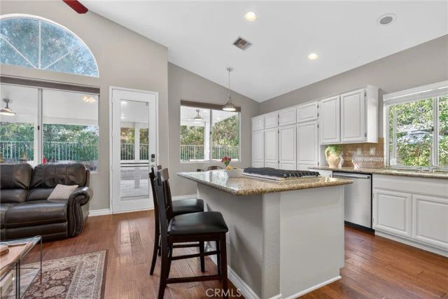 27573 Berkshire Hills Place, Valencia, CA 91354