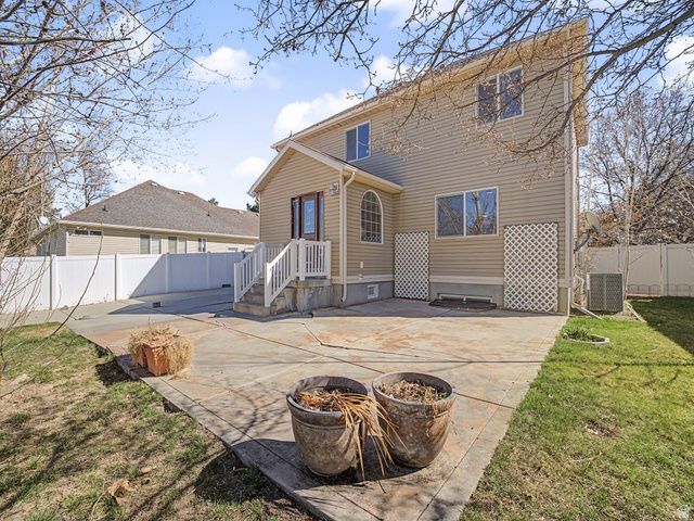 7914 S HARVEL DR, Sandy, UT 84070