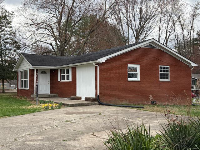 8105 Barbourville Road, London, KY 40744