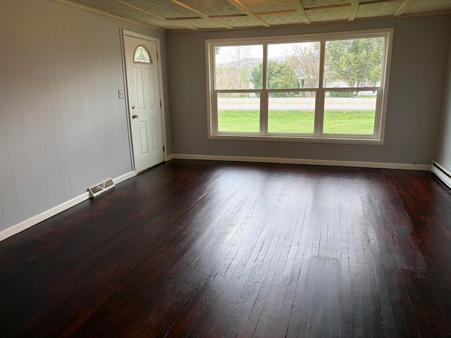 8105 Barbourville Road, London, KY 40744