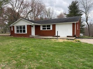 8105 Barbourville Road, London, KY 40744