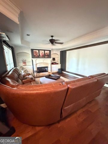 5640 Lake Oak Landing, Cumming, GA 30040