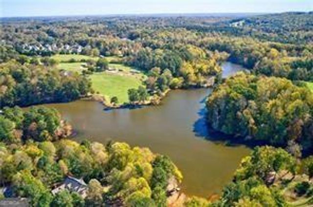 5640 Lake Oak Landing, Cumming, GA 30040