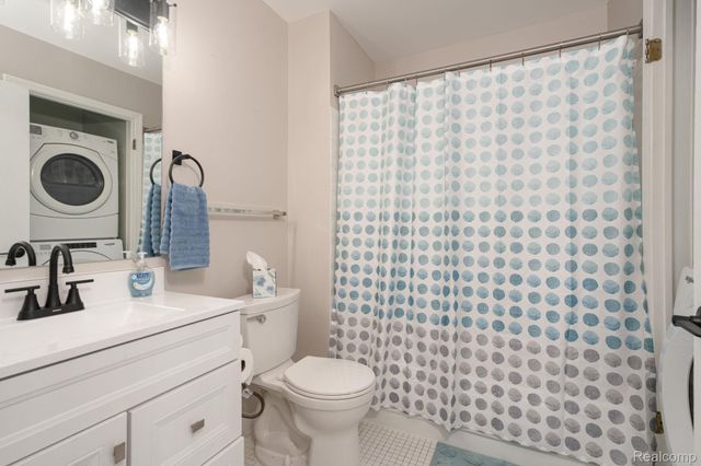 936 Wexford Way, Rochester Hills, MI 48307