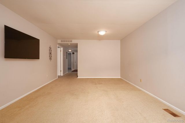 936 Wexford Way, Rochester Hills, MI 48307