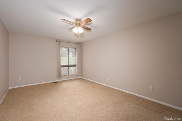 936 Wexford Way, Rochester Hills, MI 48307