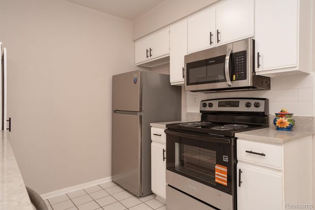 936 Wexford Way, Rochester Hills, MI 48307