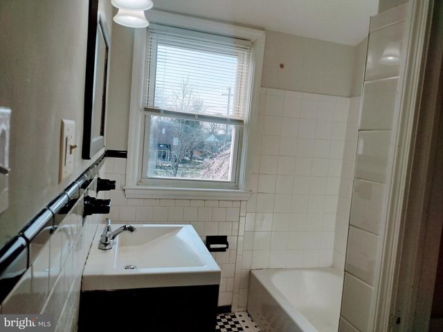 8404 LOCH RAVEN BLVD., Towson, MD 21286