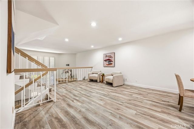 1931 E Huntington Dr F, Duarte, CA 91010