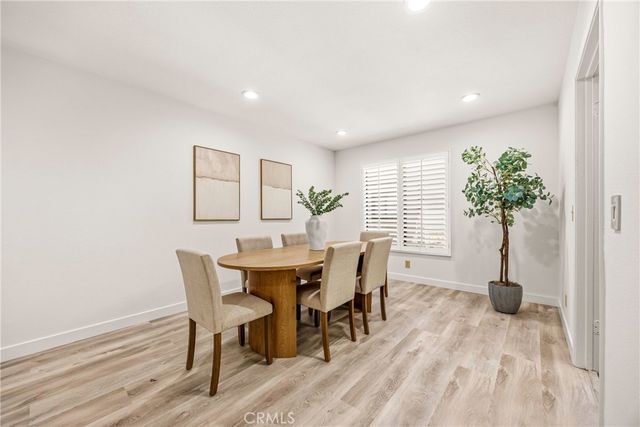 1931 E Huntington Dr F, Duarte, CA 91010