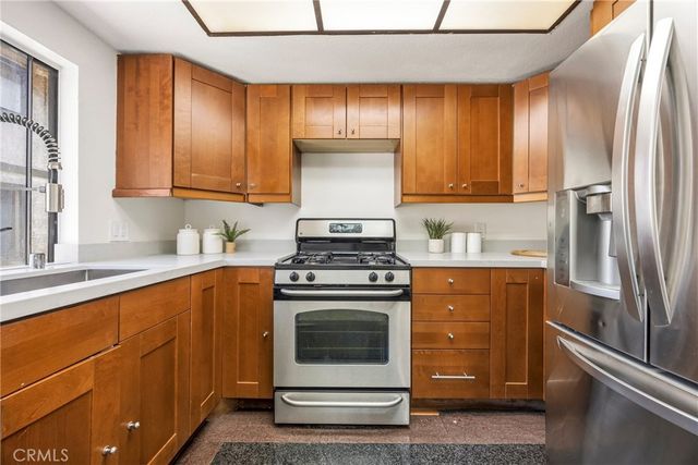 1931 E Huntington Dr F, Duarte, CA 91010