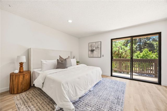 1931 E Huntington Dr F, Duarte, CA 91010