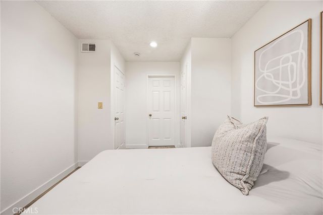 1931 E Huntington Dr F, Duarte, CA 91010