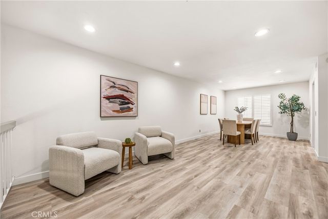 1931 E Huntington Dr F, Duarte, CA 91010