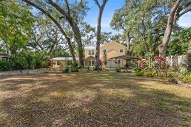 315 WOOTEN ROAD, Lutz, FL 33548