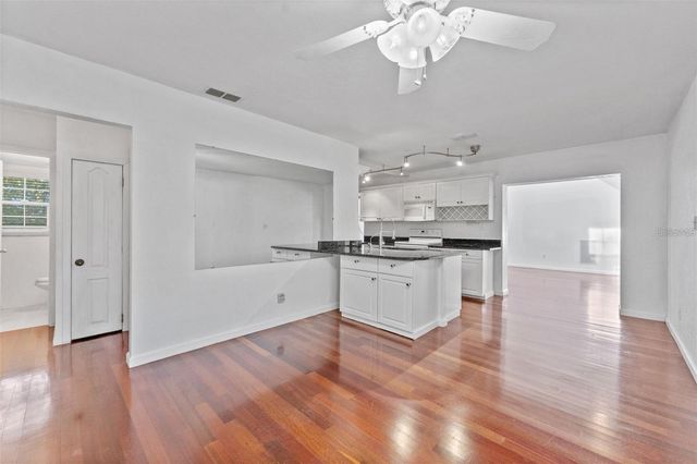 315 WOOTEN ROAD, Lutz, FL 33548