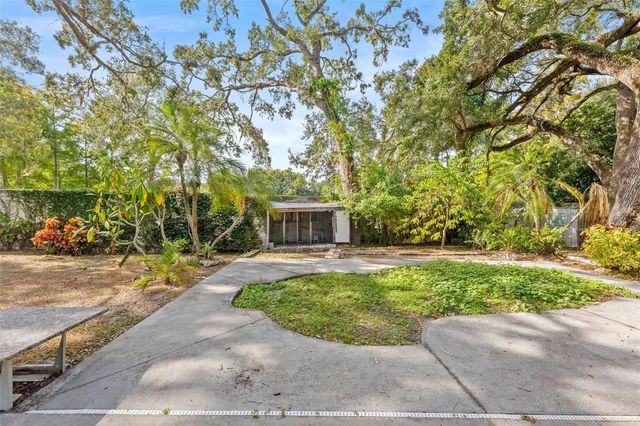 315 WOOTEN ROAD, Lutz, FL 33548