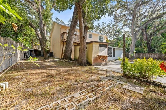 315 WOOTEN ROAD, Lutz, FL 33548
