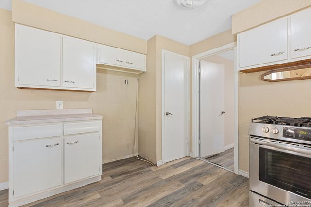 5509 Crosswind, Windcrest, TX 78239