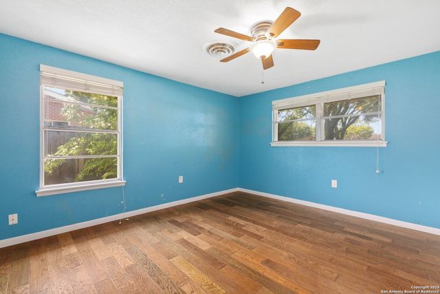 5509 Crosswind, Windcrest, TX 78239