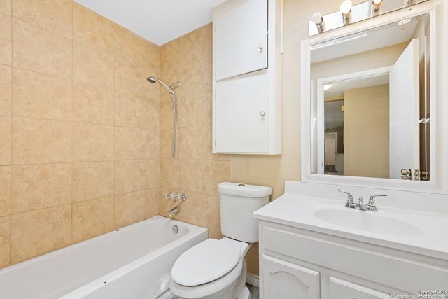 5509 Crosswind, Windcrest, TX 78239