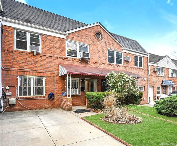 16108 Booth Memorial Avenue, Flushing, NY 11365