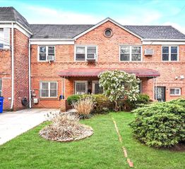 16108 Booth Memorial Avenue, Flushing, NY 11365