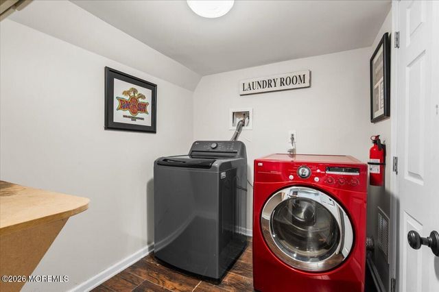 102 W Main Street, Freehold, NJ 07728