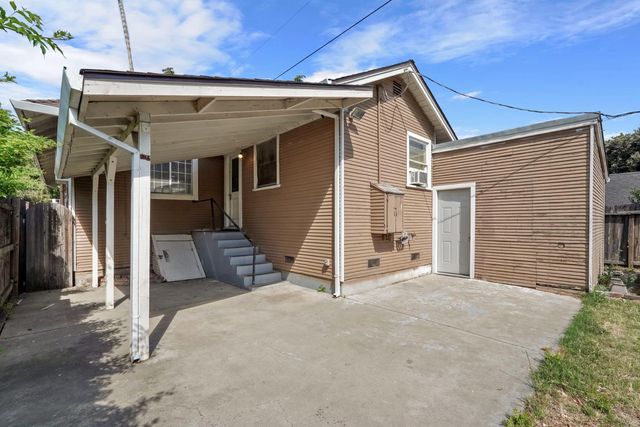 3134 N Sutter, Stockton, CA 95204