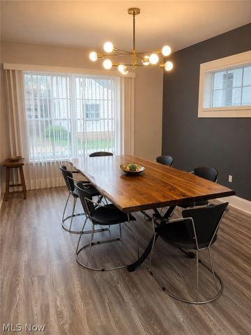 1568 Blossom Park Avenue, Lakewood, OH 44107