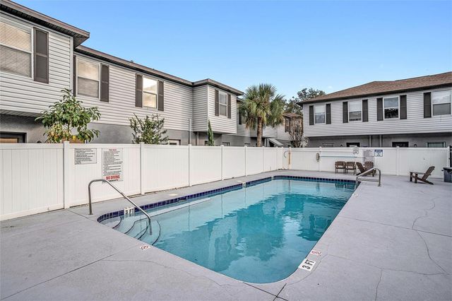 4330 HAR PAUL CIRCLE, Tampa, FL 33614