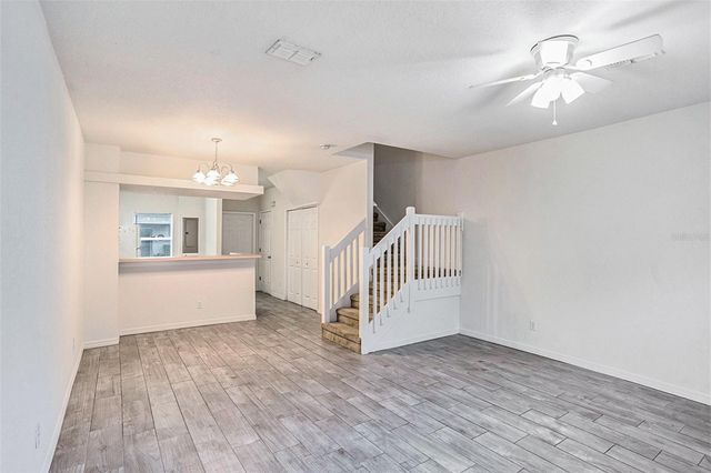 4330 HAR PAUL CIRCLE, Tampa, FL 33614