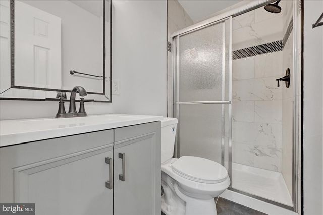 2512 HOLLINS ST, Baltimore, MD 21223
