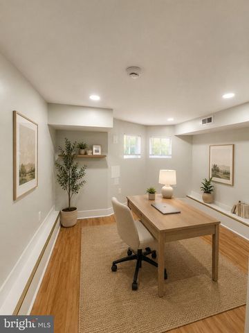 2512 HOLLINS ST, Baltimore, MD 21223