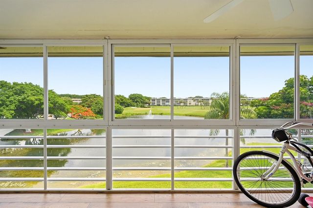 2905 Victoria Place C4, Coconut Creek, FL 33066