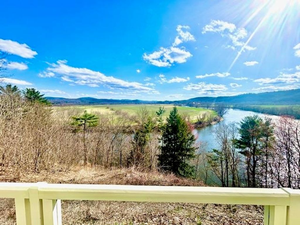 340 Horse Meadow Road, Haverhill, NH 03774