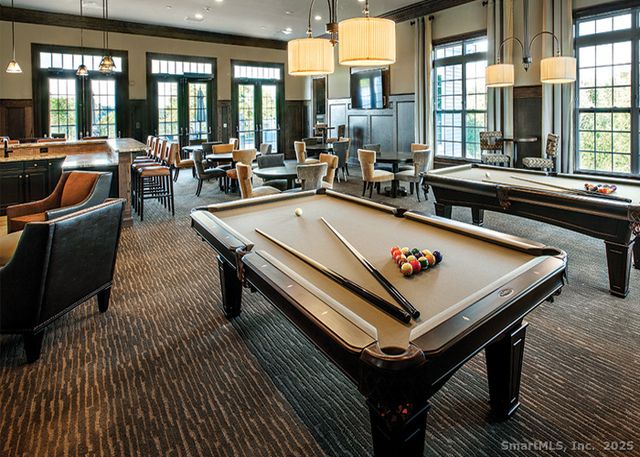 1 Rivington Way 201, Danbury, CT 06810