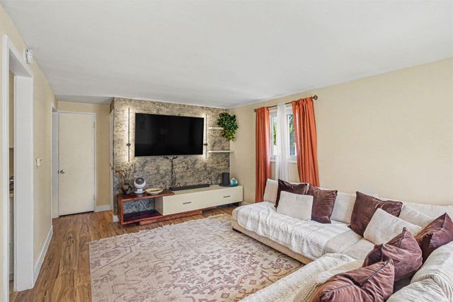 1005 Lancaster Drive, South Bend, IN 46614