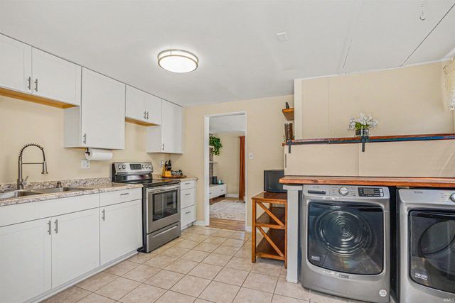 1005 Lancaster Drive, South Bend, IN 46614