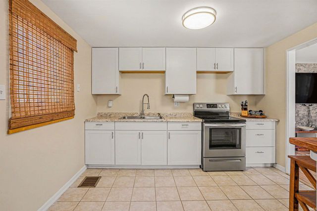 1005 Lancaster Drive, South Bend, IN 46614