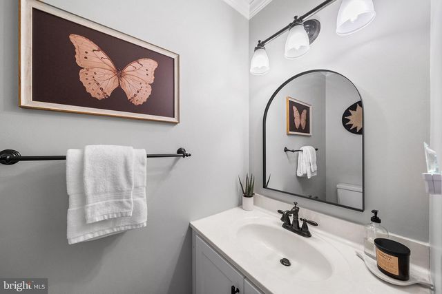3720 MOUNT AIREY LN, Annandale, VA 22003