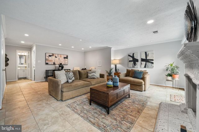 3720 MOUNT AIREY LN, Annandale, VA 22003