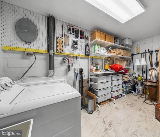 3720 MOUNT AIREY LN, Annandale, VA 22003